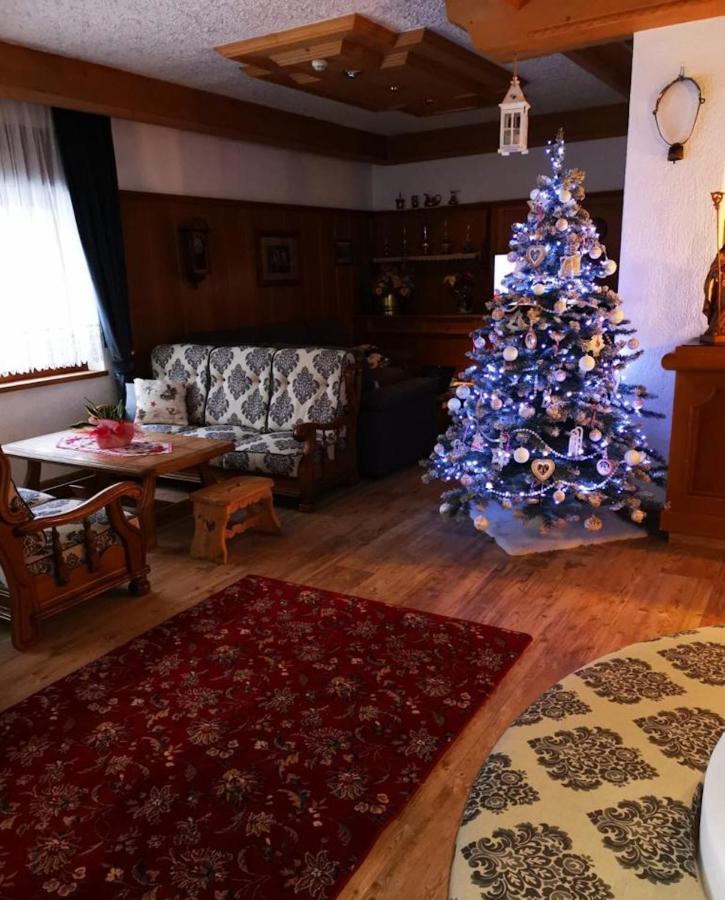 Hotel Rosalpina Rocca Pietore Eksteriør billede